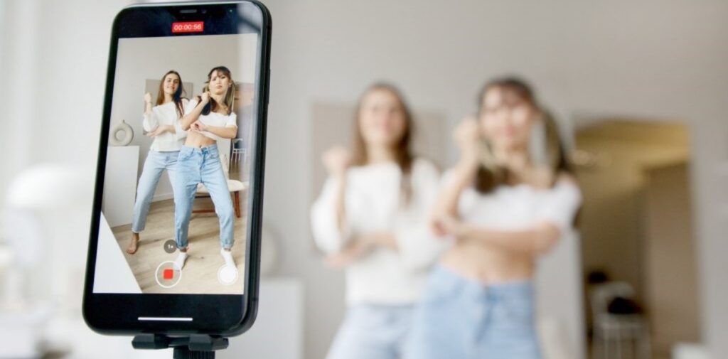 Cómo hacer un Live en TikTok: Requisitos y guía paso a paso para marcas 1 Cómo hacer un Live en TikTok: Requisitos y guía paso a paso para marcas